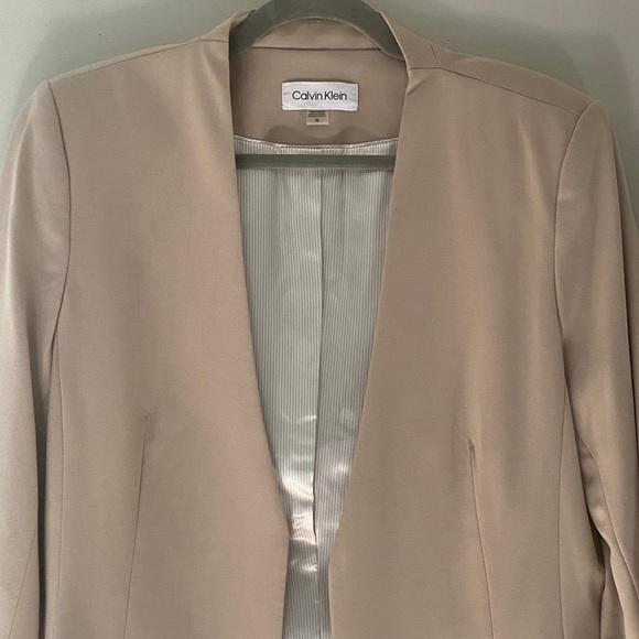 Calvin Klein blazer - Picture 7 of 13